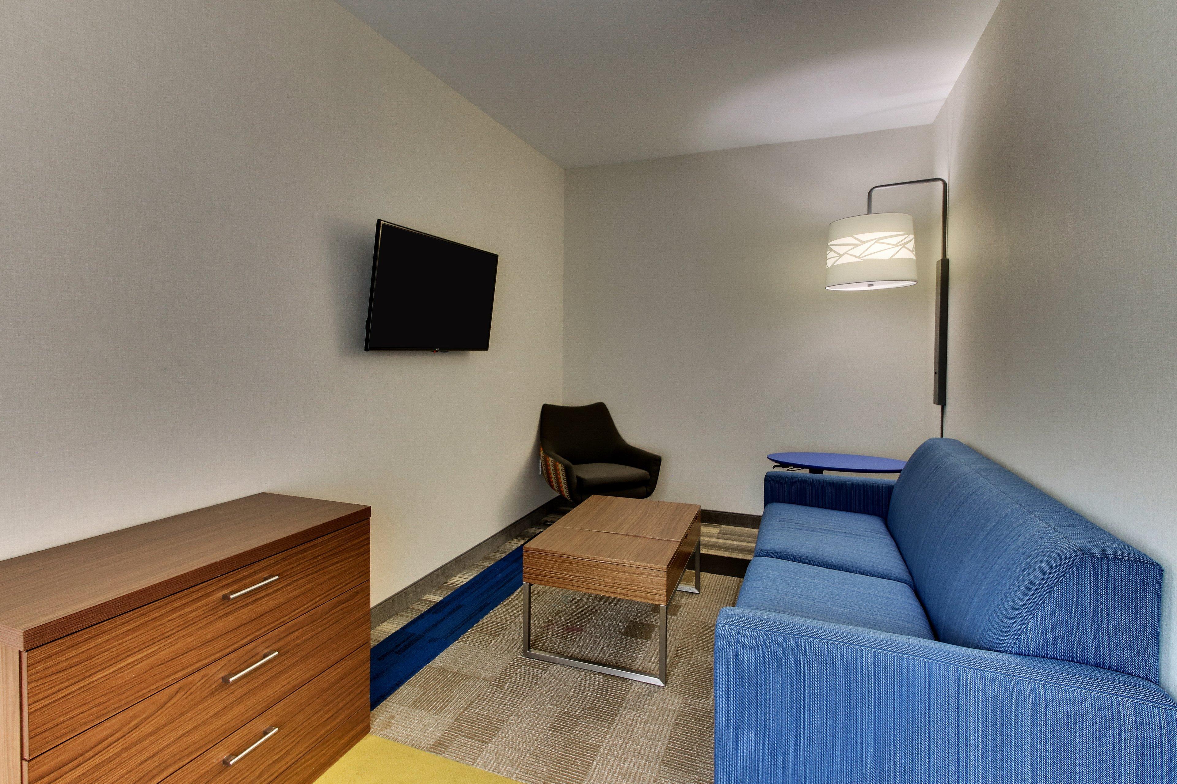 Holiday Inn Express & Suites Ithaca By Ihg Exterior foto