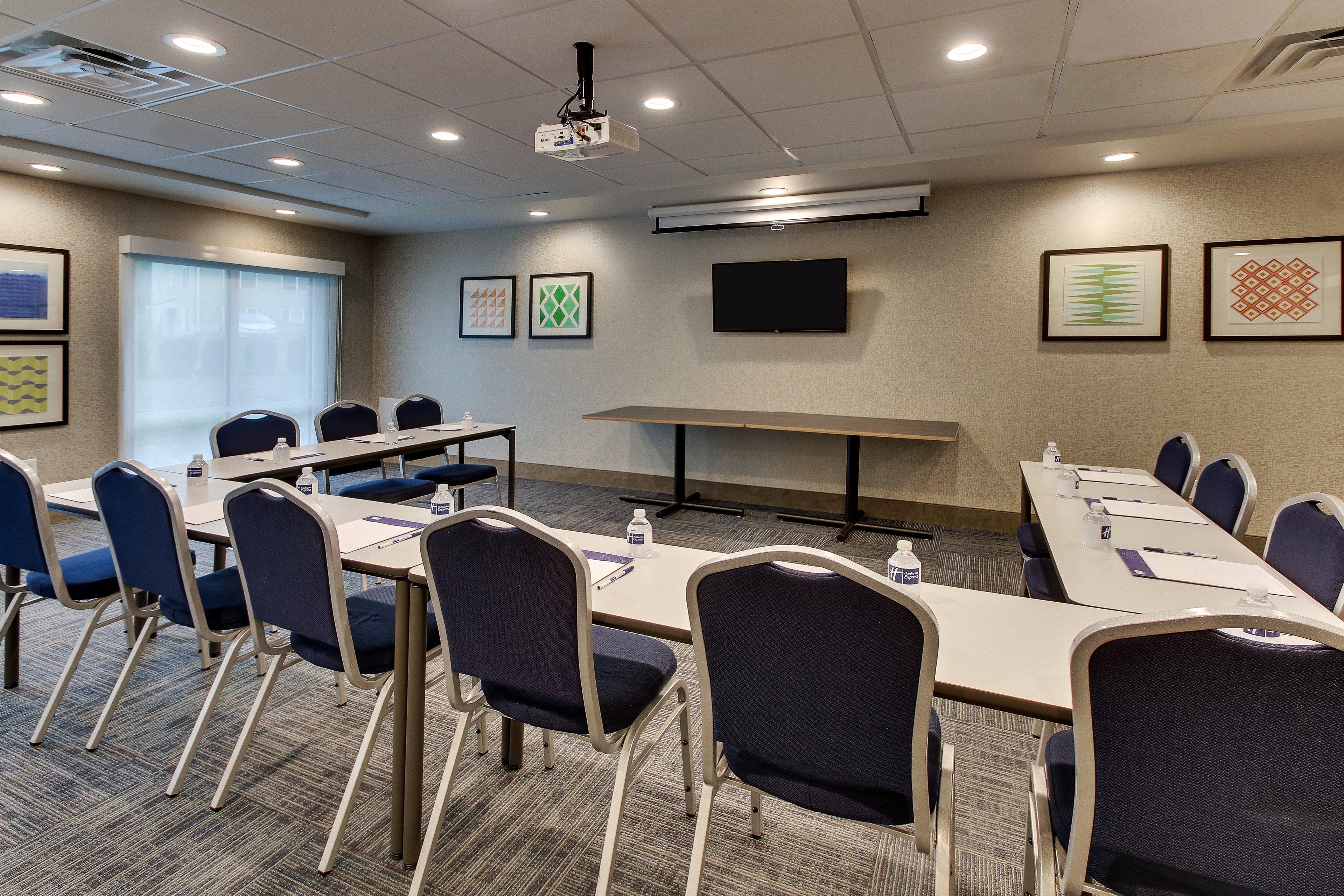 Holiday Inn Express & Suites Ithaca By Ihg Exterior foto