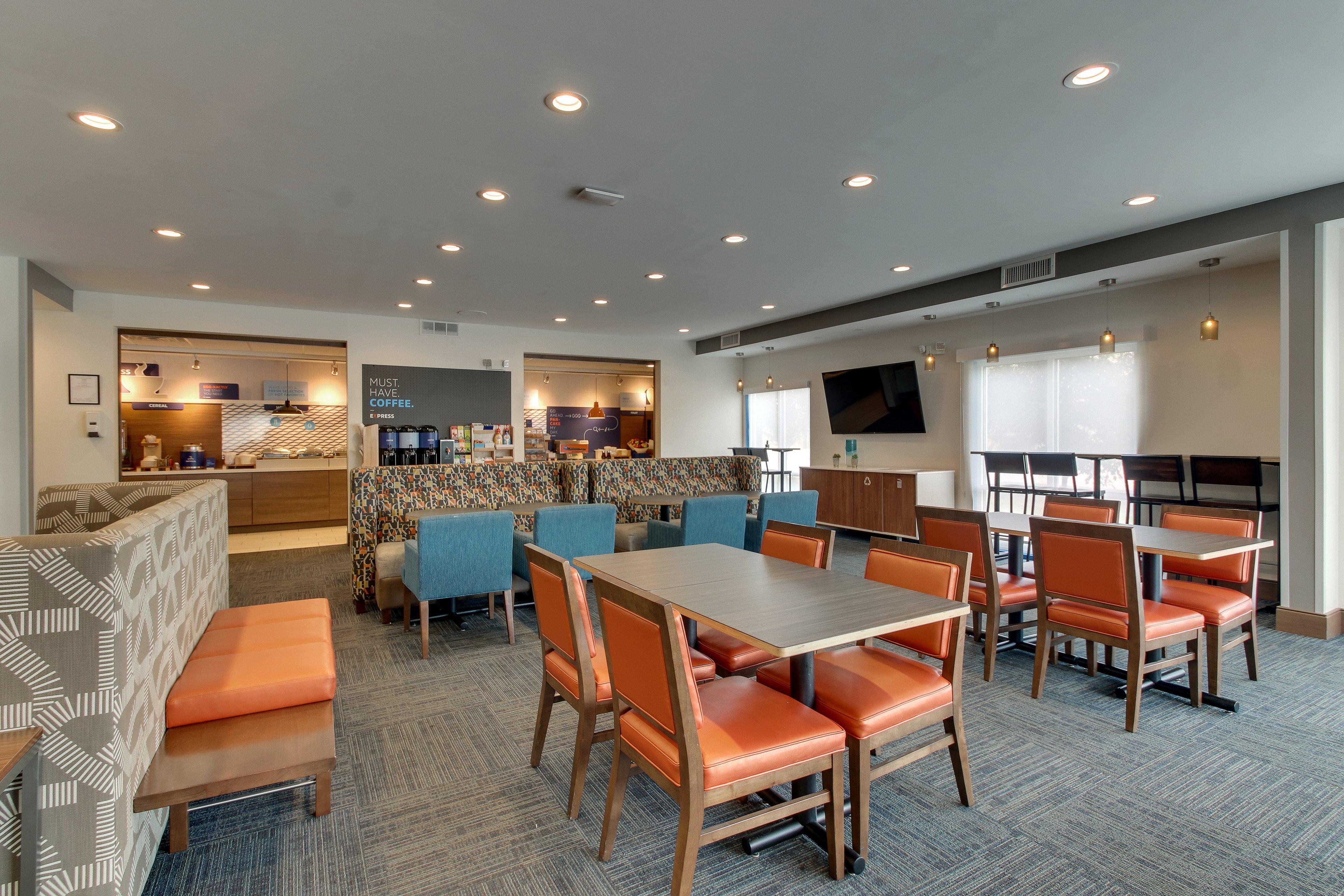 Holiday Inn Express & Suites Ithaca By Ihg Exterior foto