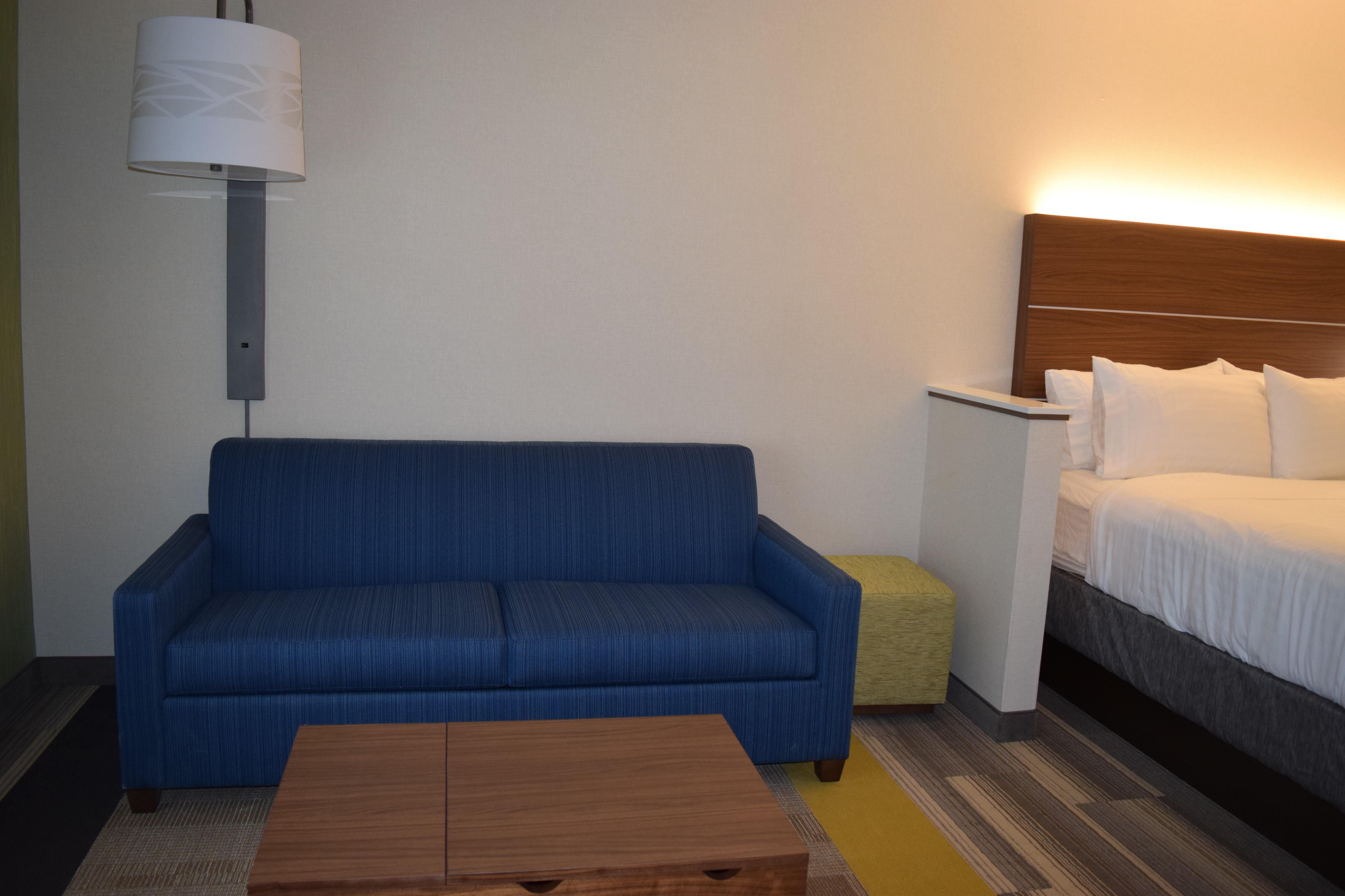 Holiday Inn Express & Suites Ithaca By Ihg Exterior foto