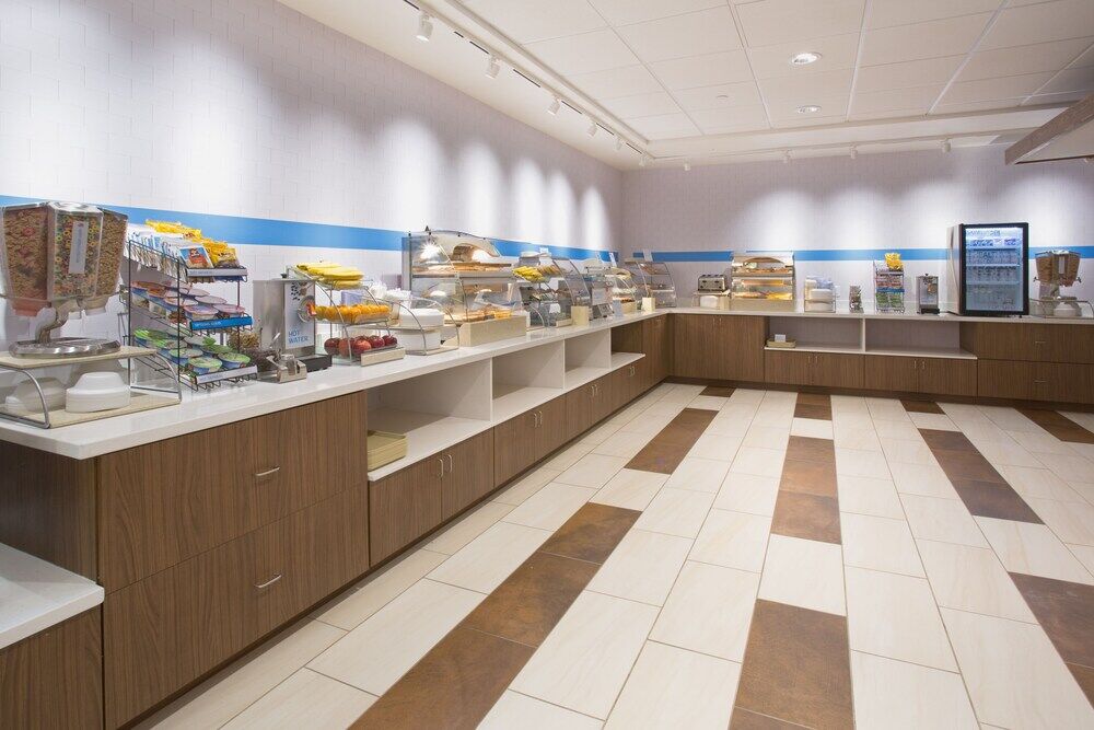 Holiday Inn Express & Suites Ithaca By Ihg Exterior foto